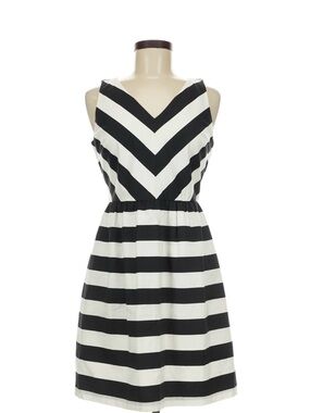 LOFT Ann Taylor Chevron Stripe Fit & Flare Dress 6P Petite Black White NWT